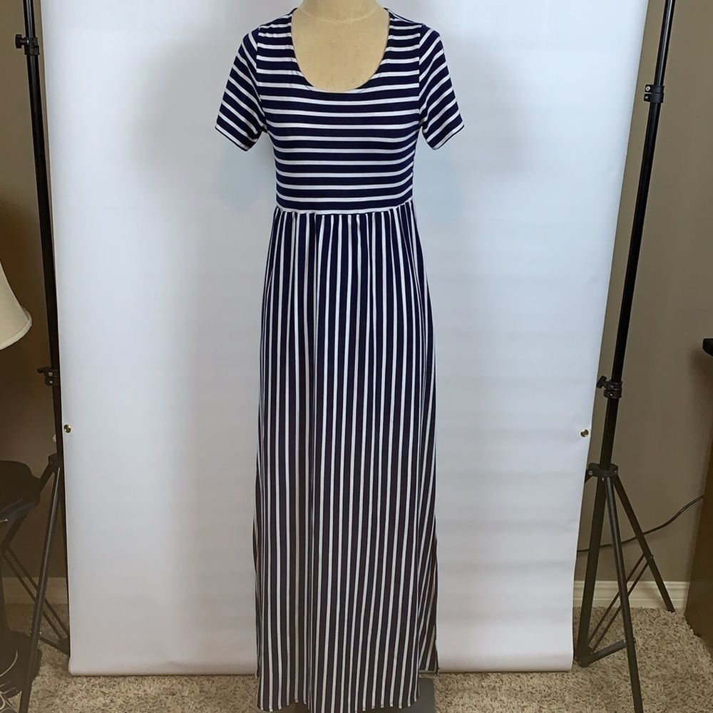 Entro navy and white striped maxi dress, Small